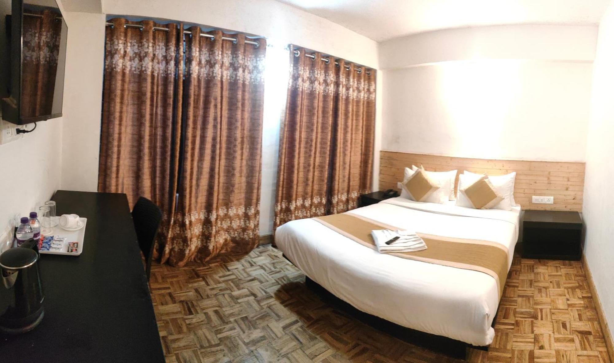 Cherrywood Suites & Spa By Easygorooms Дарджилинг Экстерьер фото